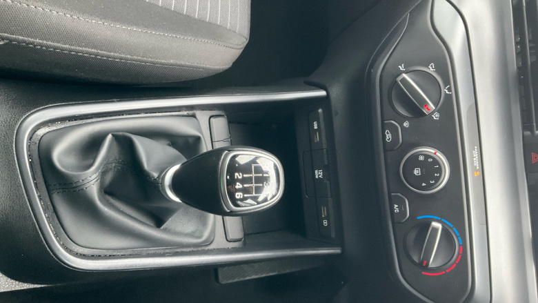 Hyundai i20 1.0T GDi 48V MHD SE Connect 5dr Petrol Hatchback